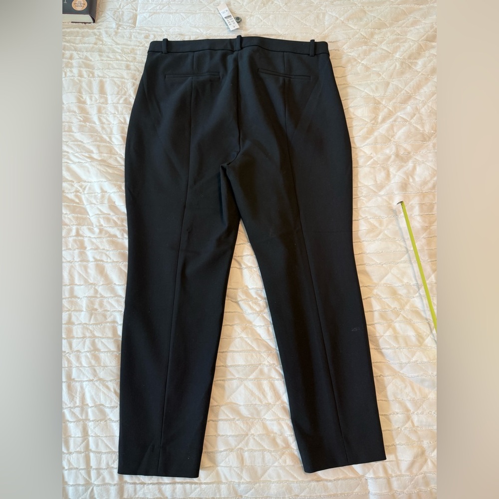 Elegant Black Women's Pants - Picture 13 of 13